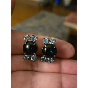 Faux Sapphire Blue Topaz Clip Rhinestone Earrings Silvertone Vintage